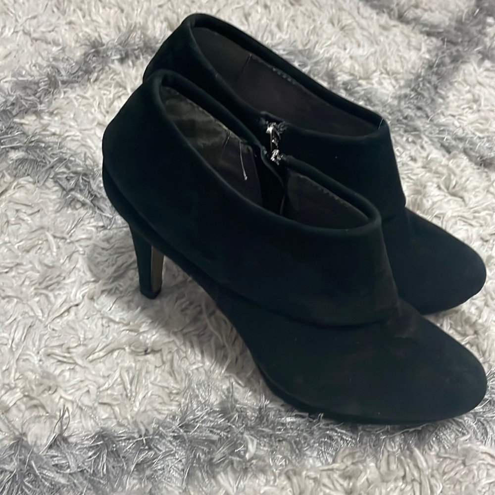 Adrienne Vittadini Booties